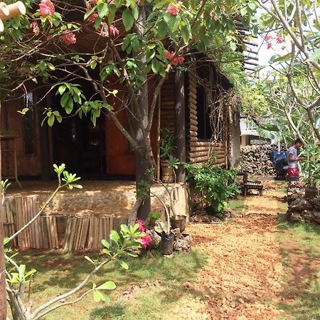 The Village House Puerto Princesa Exterior photo