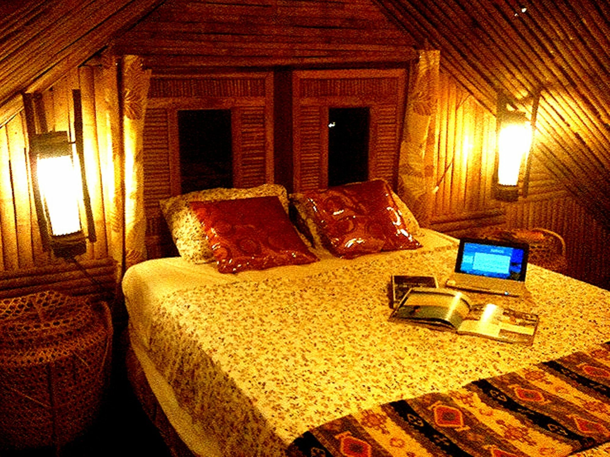 The Village House Puerto Princesa Exterior photo