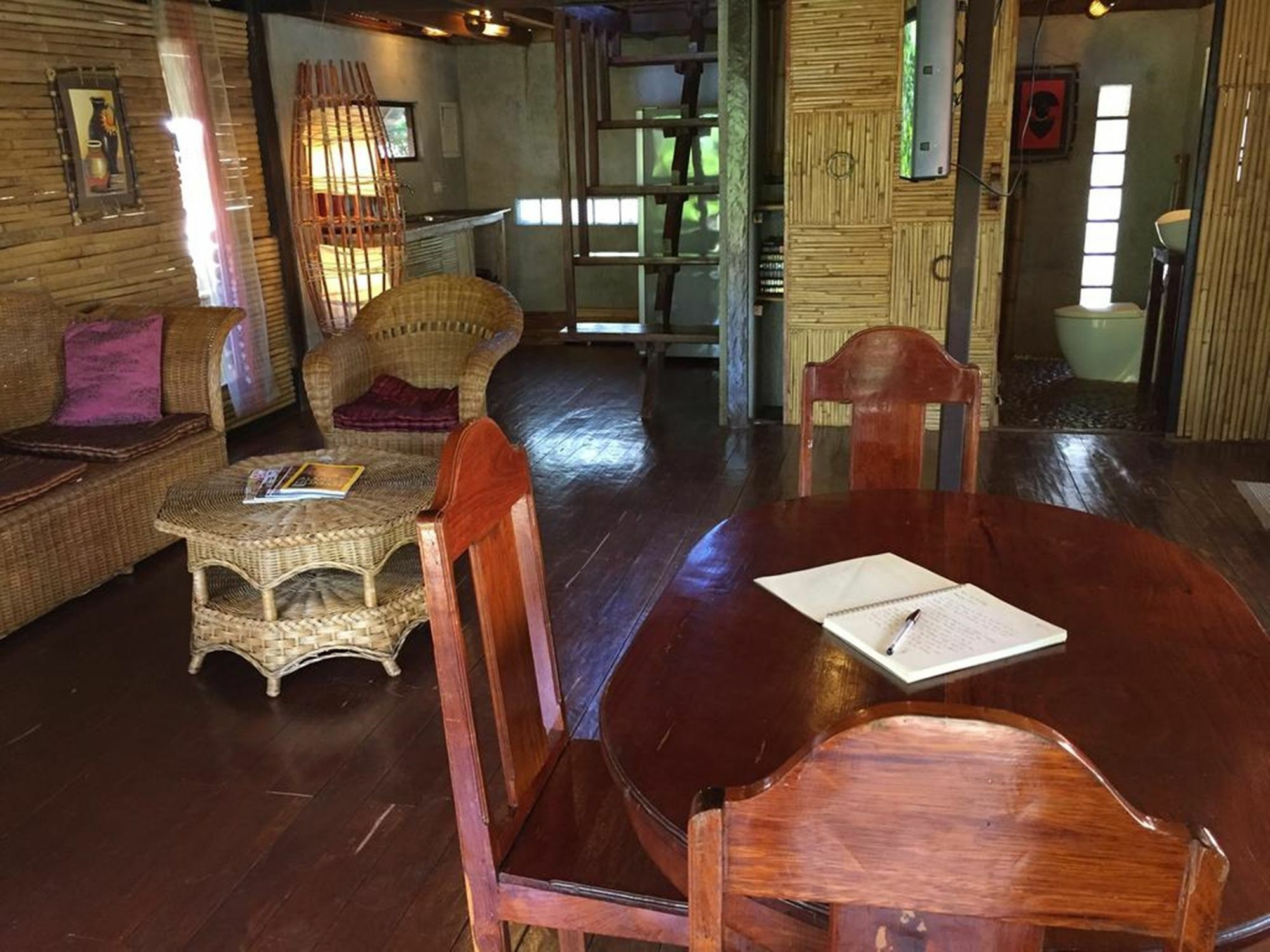 The Village House Puerto Princesa Exterior photo